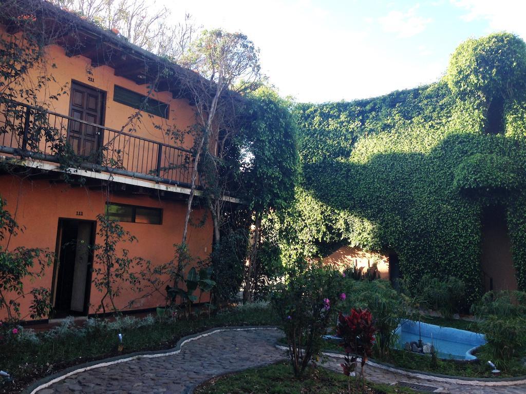 Hotel Posada De Don Rodrigo Panajachel Exterior foto